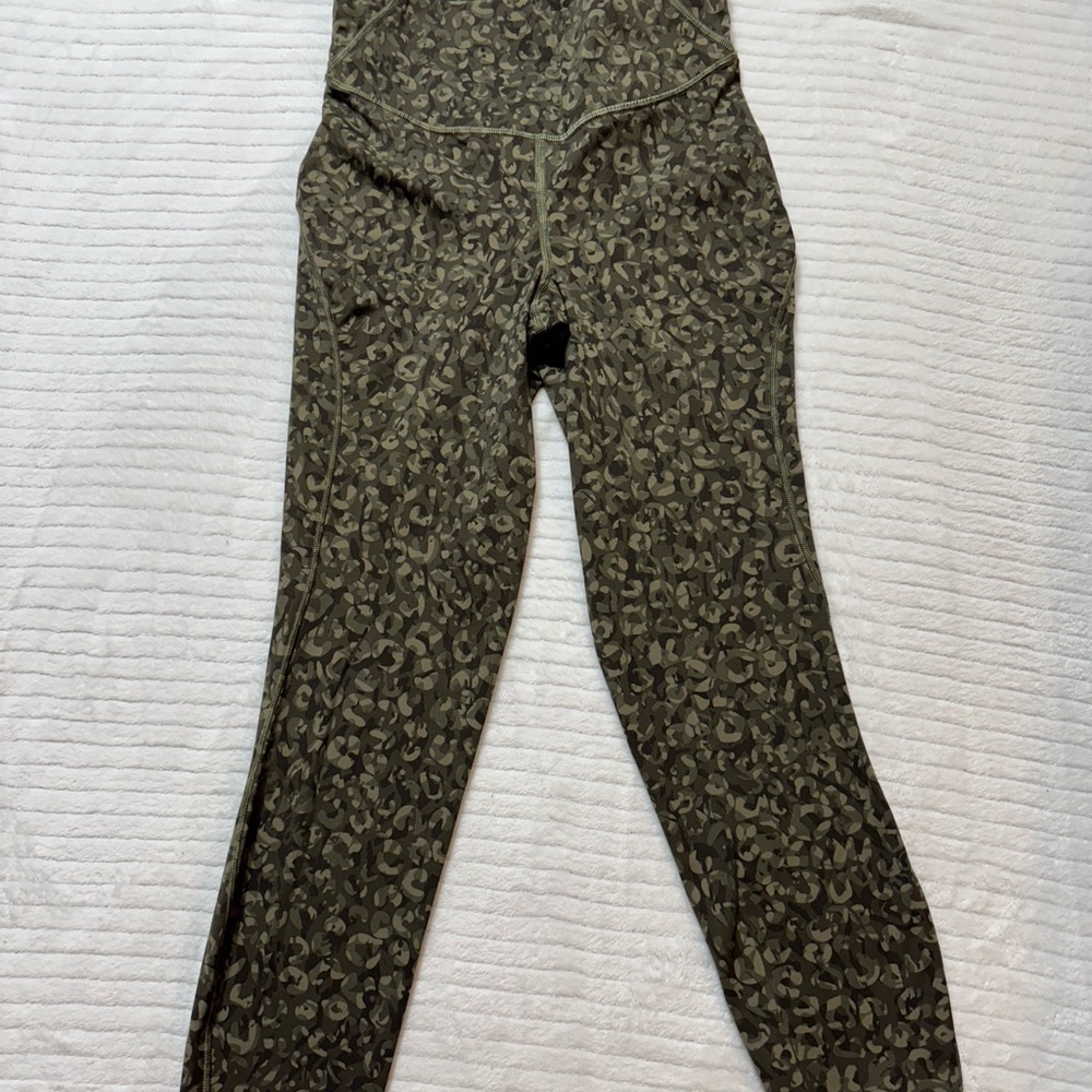lululemon athletica Green Patterned Leggings - Picture 4 of 4
